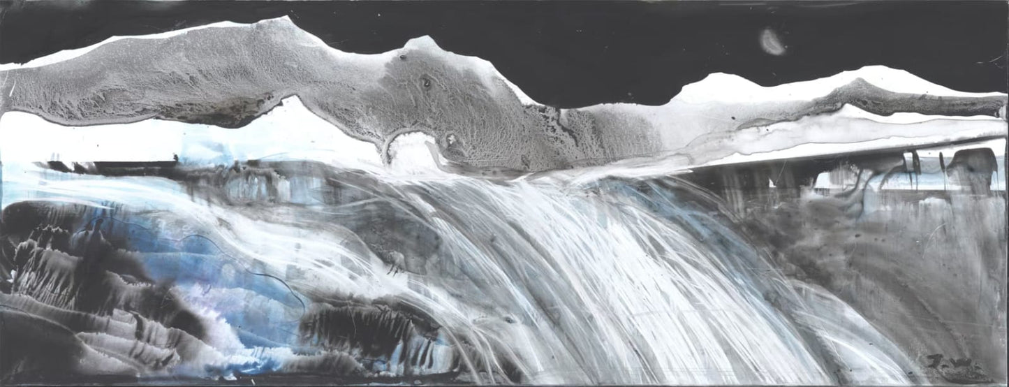 Moonlit Cascade: A Thousand Horses Roa, 夜瀑奔流萬馬嘶